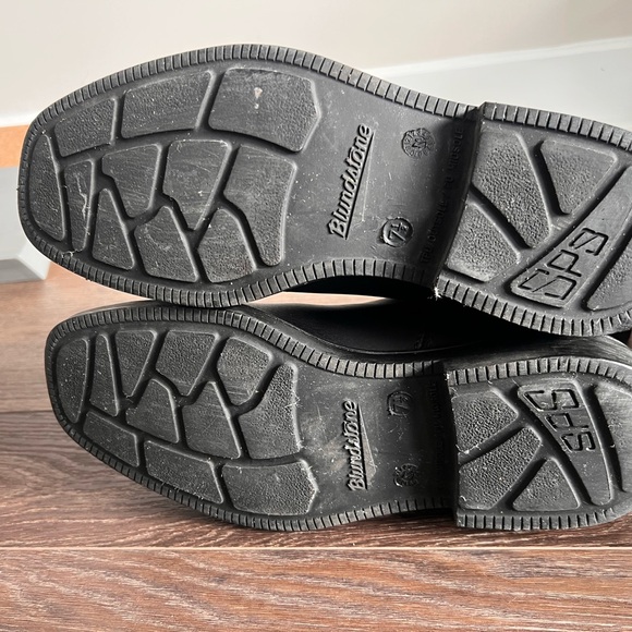 Blundstone Chisel Toe #068 - Picture 6 of 6